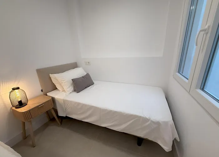 Boutique 2 Bedroom In Old Town Centre, Rooftop Terrace, 2 Min Walk To Appartement