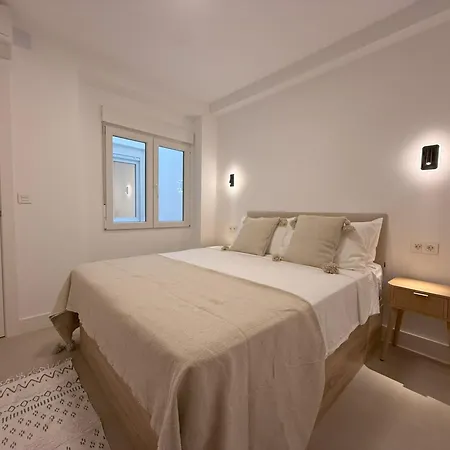 Boutique 2 Bedroom In Old Town Centre, Rooftop Terrace, 2 Min Walk To 公寓 *