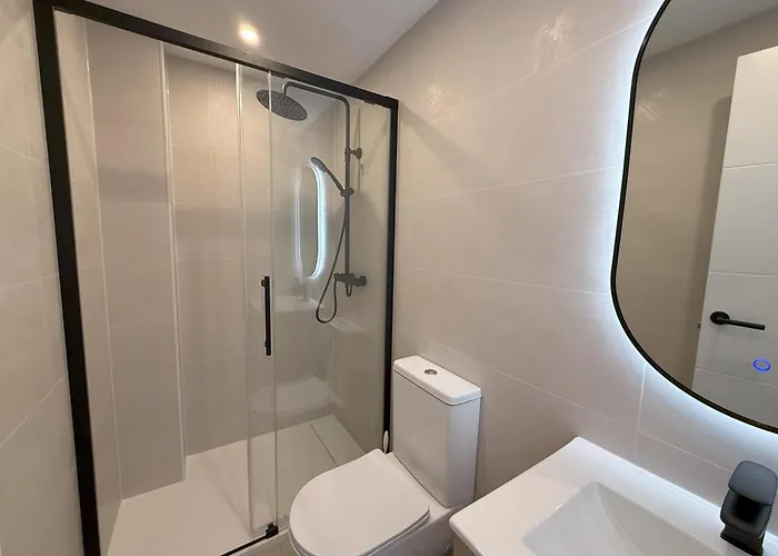 Boutique 2 Bedroom In Old Town Centre, Rooftop Terrace, 2 Min Walk To Apartment