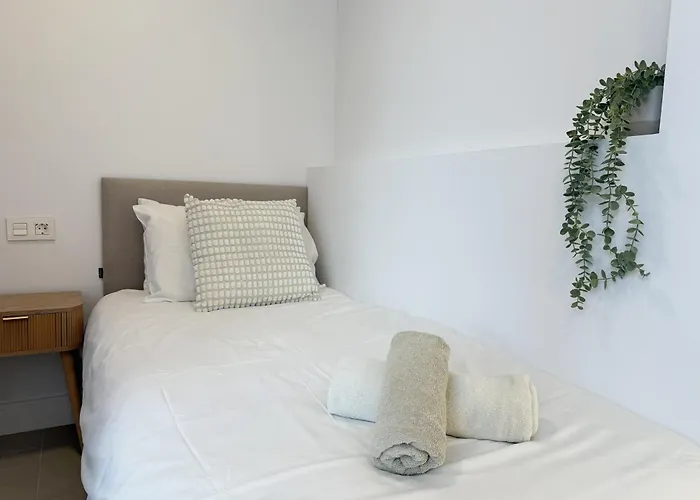 Boutique 2 Bedroom In Old Town Centre, Rooftop Terrace, 2 Min Walk To Apartment